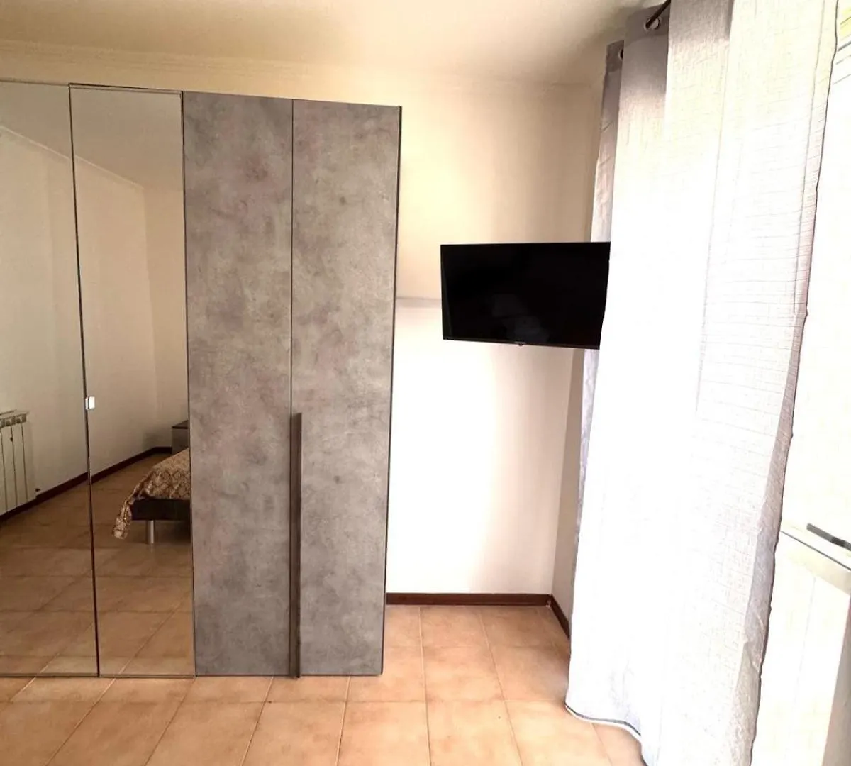 The Big House Cinecitta Metro A Apartment Rome